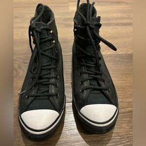Converse Chuck GORE-TEX Waterproof Black & White Women’s size 8.5 Men’s 6.5